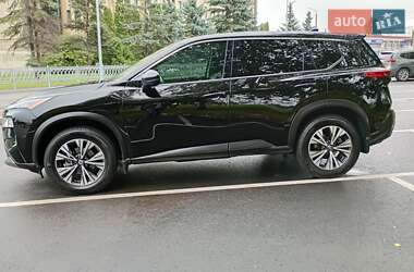 Позашляховик / Кросовер Nissan Rogue 2021 в  фото 6 Позашляховик / Кросовер Nissan Rogue 2021 в