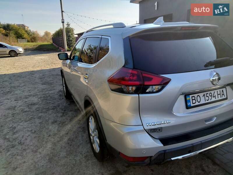 Позашляховик / Кросовер Nissan Rogue 2019 в Тернополі