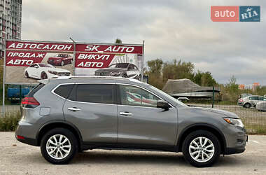 Внедорожник / Кроссовер Nissan Rogue 2020 в 