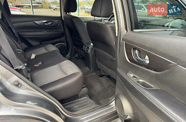 Внедорожник / Кроссовер Nissan Rogue 2020 в 