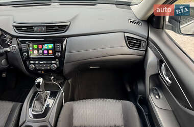 Внедорожник / Кроссовер Nissan Rogue 2020 в 