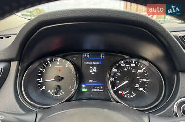 Внедорожник / Кроссовер Nissan Rogue 2020 в 