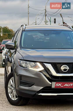 Внедорожник / Кроссовер Nissan Rogue 2020 в 