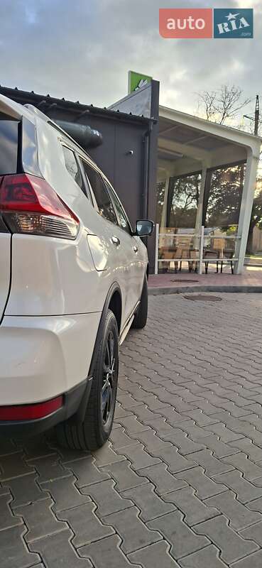 Внедорожник / Кроссовер Nissan Rogue 2018 в Одессе