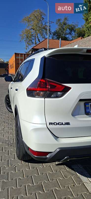 Внедорожник / Кроссовер Nissan Rogue 2018 в Одессе