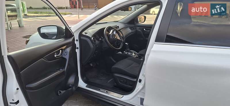 Внедорожник / Кроссовер Nissan Rogue 2018 в Одессе