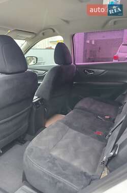 Внедорожник / Кроссовер Nissan Rogue 2016 в Александрие