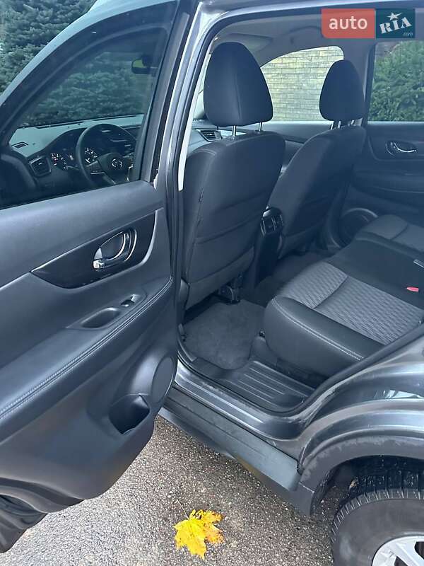 Позашляховик / Кросовер Nissan Rogue 2019 в Івано-Франківську