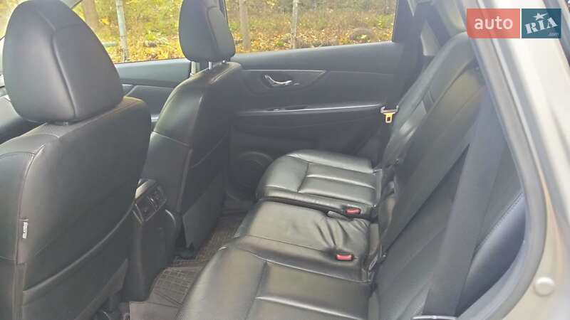 Внедорожник / Кроссовер Nissan Rogue 2014 в Одессе