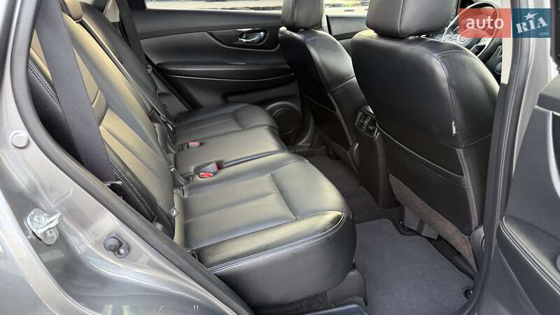 Позашляховик / Кросовер Nissan Rogue 2018 в Києві фото 16 Позашляховик / Кросовер Nissan Rogue 2018 в Києві