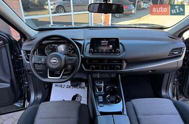 Внедорожник / Кроссовер Nissan Rogue 2022 в Нововолынске