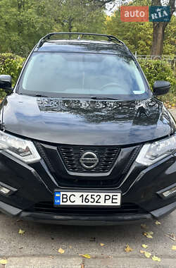 Позашляховик / Кросовер Nissan Rogue 2018 в Києві