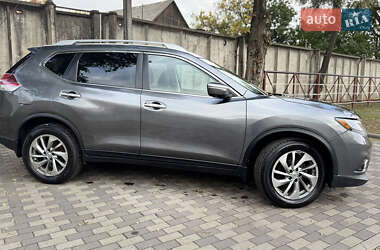 Внедорожник / Кроссовер Nissan Rogue 2015 в 