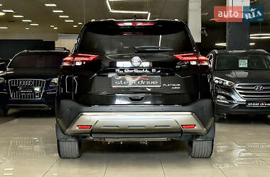Внедорожник / Кроссовер Nissan Rogue 2020 в 