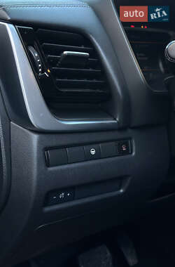 Позашляховик / Кросовер Nissan Rogue 2020 в  фото 18 Позашляховик / Кросовер Nissan Rogue 2020 в