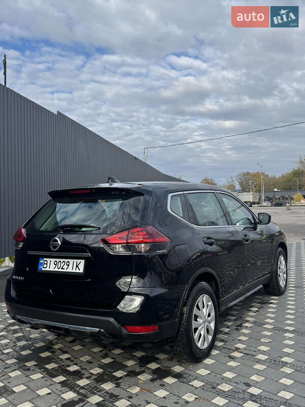 Внедорожник / Кроссовер Nissan Rogue 2020 в Полтаве