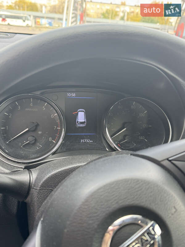 Внедорожник / Кроссовер Nissan Rogue 2020 в Полтаве