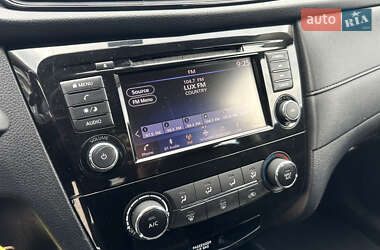 Позашляховик / Кросовер Nissan Rogue 2017 в  фото 15 Позашляховик / Кросовер Nissan Rogue 2017 в