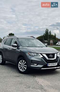 Позашляховик / Кросовер Nissan Rogue 2017 в Кропивницькому