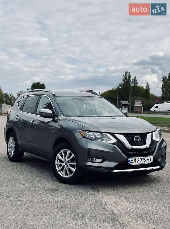 Позашляховик / Кросовер Nissan Rogue 2017 в Кропивницькому