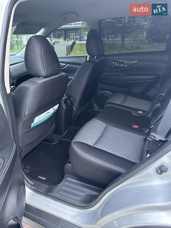 Внедорожник / Кроссовер Nissan Rogue 2017 в Львове фото 9 Внедорожник / Кроссовер Nissan Rogue 2017 в Львове