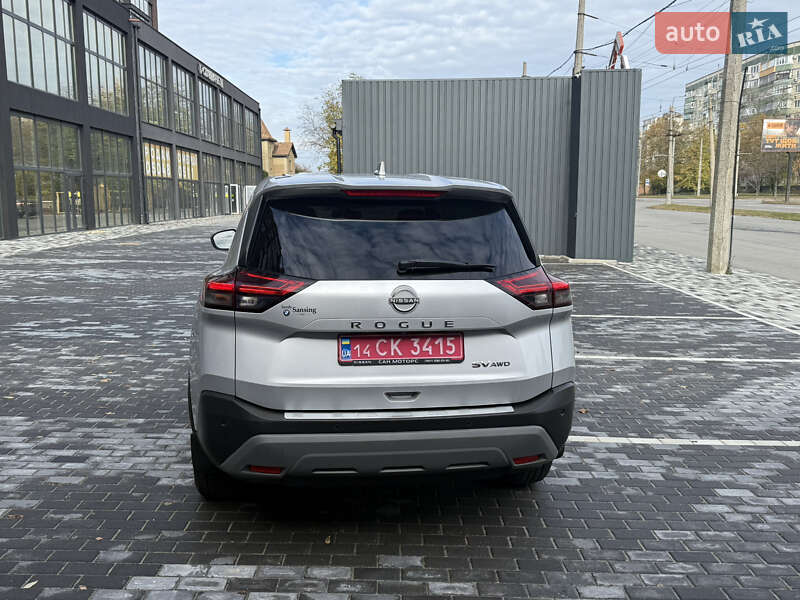 Позашляховик / Кросовер Nissan Rogue 2022 в Полтаві