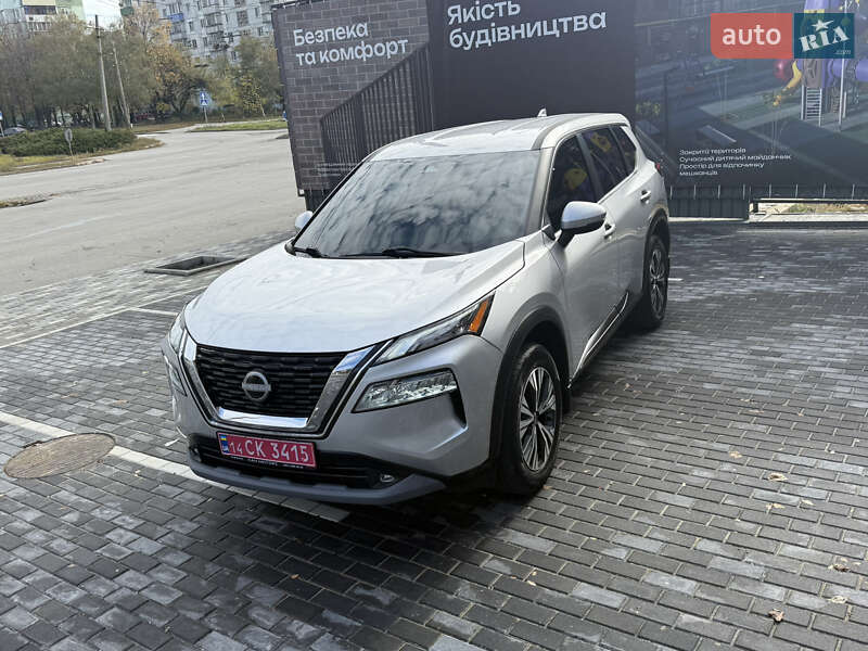 Позашляховик / Кросовер Nissan Rogue 2022 в Полтаві