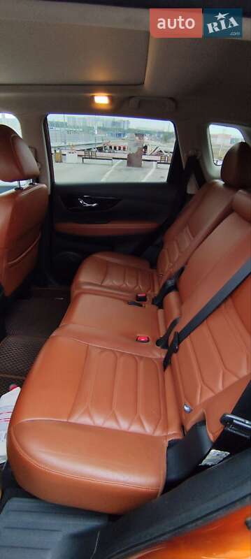 Внедорожник / Кроссовер Nissan Rogue 2019 в Ирпене