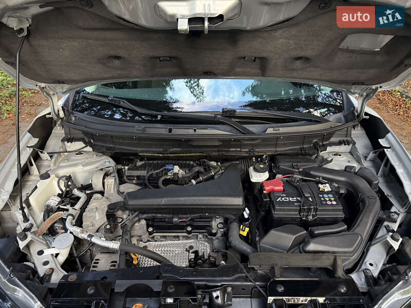 Внедорожник / Кроссовер Nissan Rogue 2018 в Ромнах