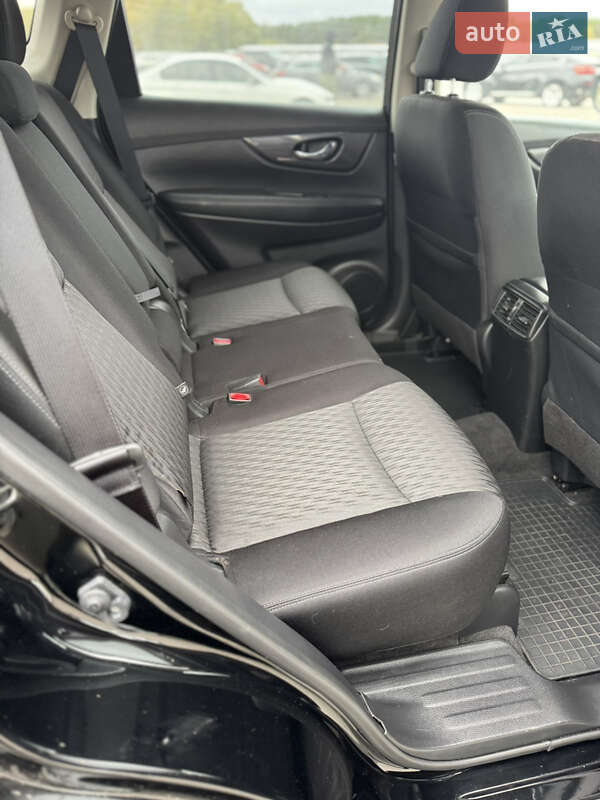 Позашляховик / Кросовер Nissan Rogue 2019 в Києві
