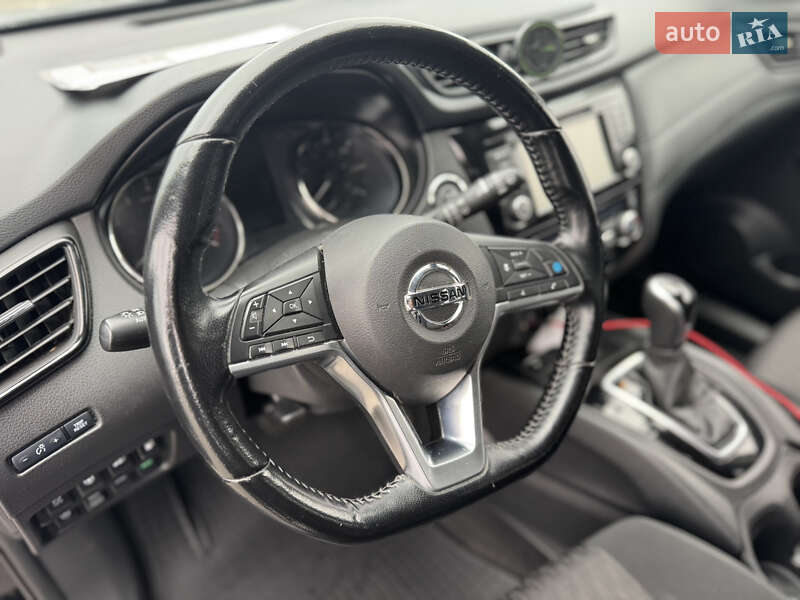 Позашляховик / Кросовер Nissan Rogue 2019 в Києві