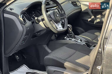 Позашляховик / Кросовер Nissan Rogue 2019 в 