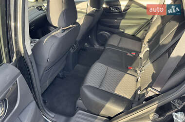 Позашляховик / Кросовер Nissan Rogue 2019 в 