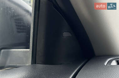 Позашляховик / Кросовер Nissan Rogue 2019 в 