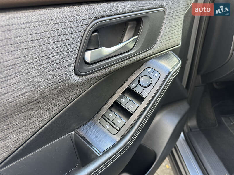 Внедорожник / Кроссовер Nissan Rogue 2020 в Тернополе