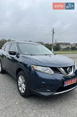 Позашляховик / Кросовер Nissan Rogue 2015 в Дубні