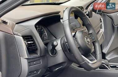 Внедорожник / Кроссовер Nissan Rogue 2021 в 