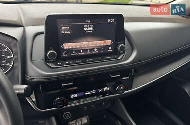 Внедорожник / Кроссовер Nissan Rogue 2021 в 