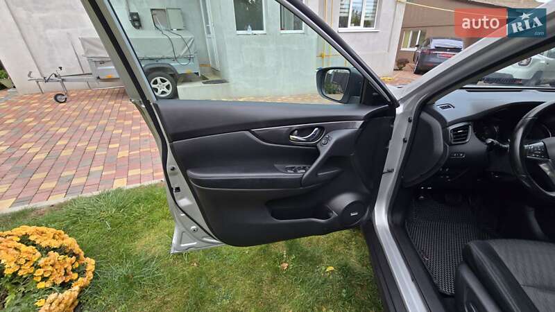 Внедорожник / Кроссовер Nissan Rogue 2017 в Полтаве фото 15 Внедорожник / Кроссовер Nissan Rogue 2017 в Полтаве