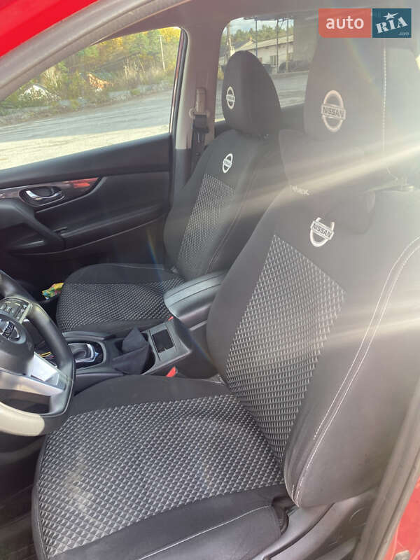 Позашляховик / Кросовер Nissan Rogue 2017 в Бережанах