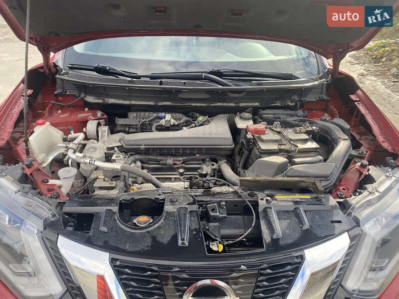 Позашляховик / Кросовер Nissan Rogue 2017 в Бережанах