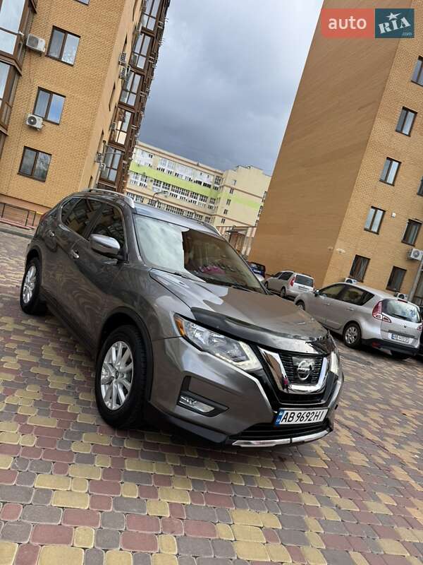 Внедорожник / Кроссовер Nissan Rogue 2019 в Виннице