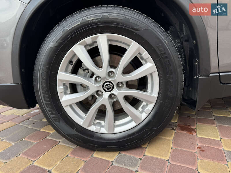 Внедорожник / Кроссовер Nissan Rogue 2019 в Виннице