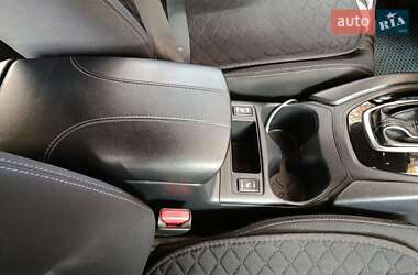 Позашляховик / Кросовер Nissan Rogue 2016 в Хмельницькому