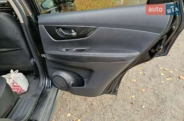 Позашляховик / Кросовер Nissan Rogue 2016 в Хмельницькому