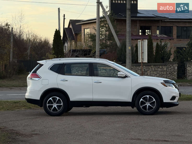 Позашляховик / Кросовер Nissan Rogue 2015 в Івано-Франківську