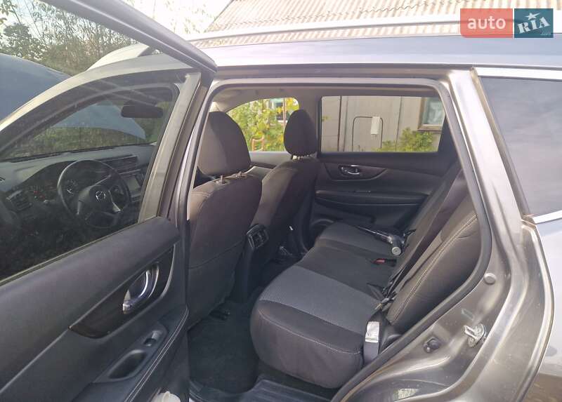 Внедорожник / Кроссовер Nissan Rogue 2020 в Дорогом