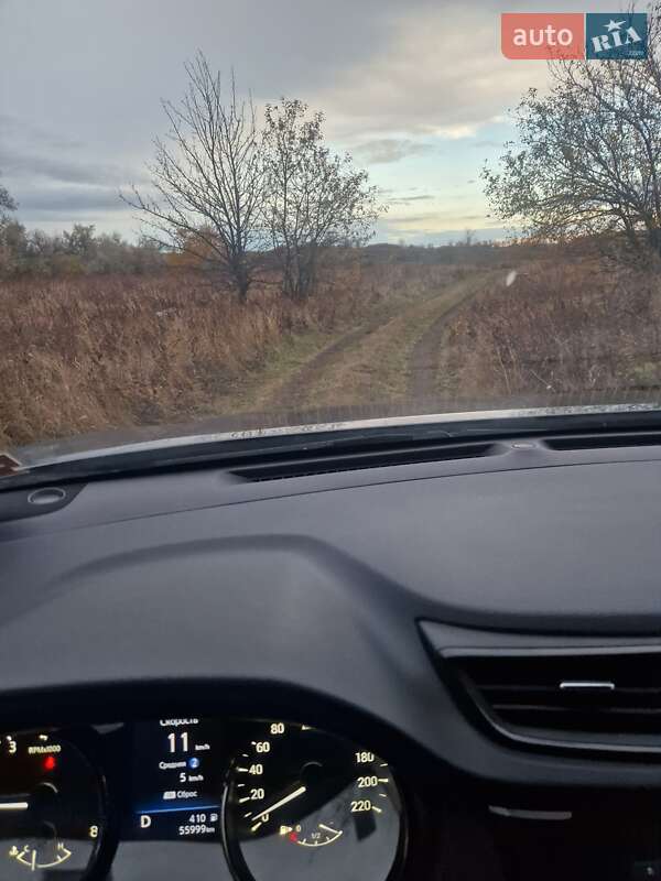 Внедорожник / Кроссовер Nissan Rogue 2020 в Дорогом