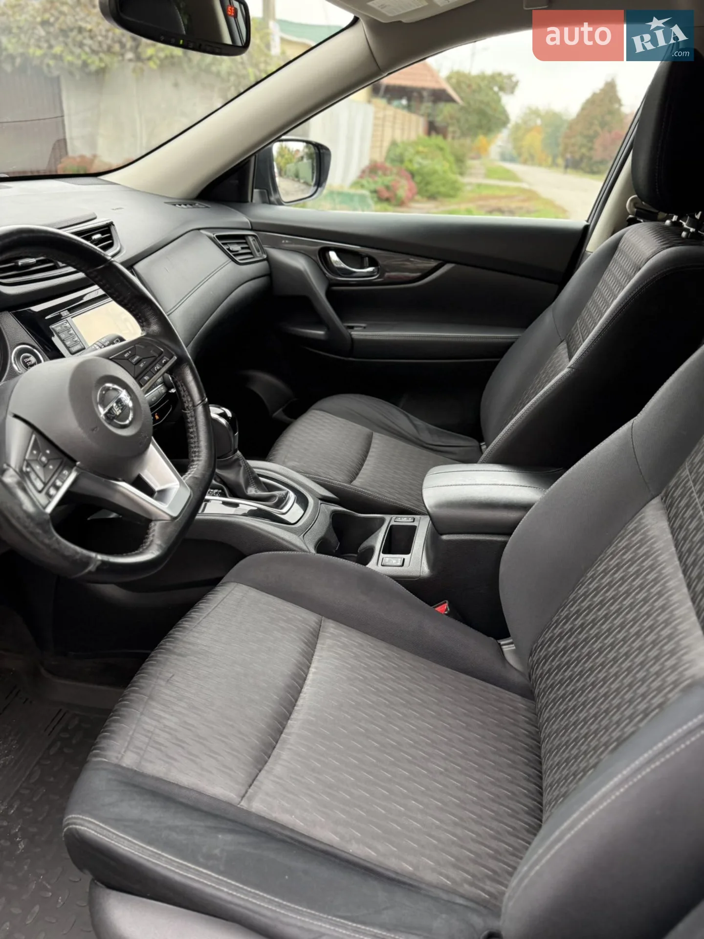 2017 Nissan Rogue - мініатюра 9