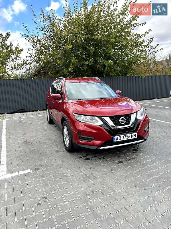 Позашляховик / Кросовер Nissan Rogue 2016 в Вінниці